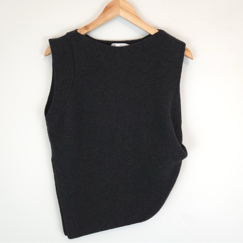 Zara Side Pleated wool blend sweater vest NWOT size L